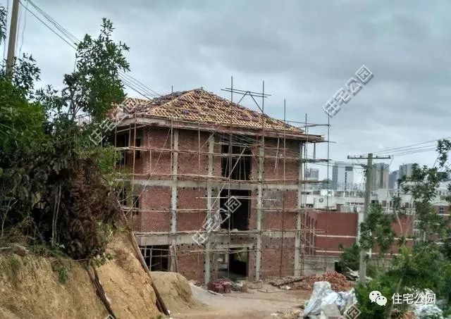 农村建别墅包工包料多少钱一平米,在农村建别墅在网上买图纸好不好