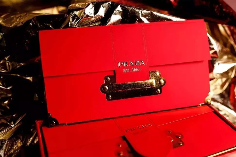 gucci鏂板勾闄愬畾鐗涘勾,鏂板勾濂芥柊骞寸孩鍖呬笉鑳藉皯