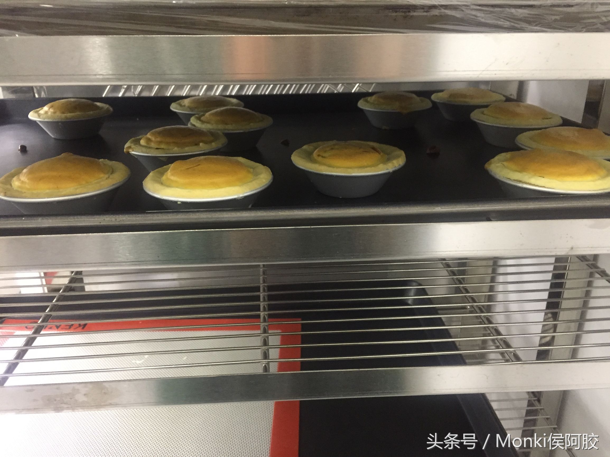 葡萄加奶果冻的做法,爆浆葡萄果冻做法