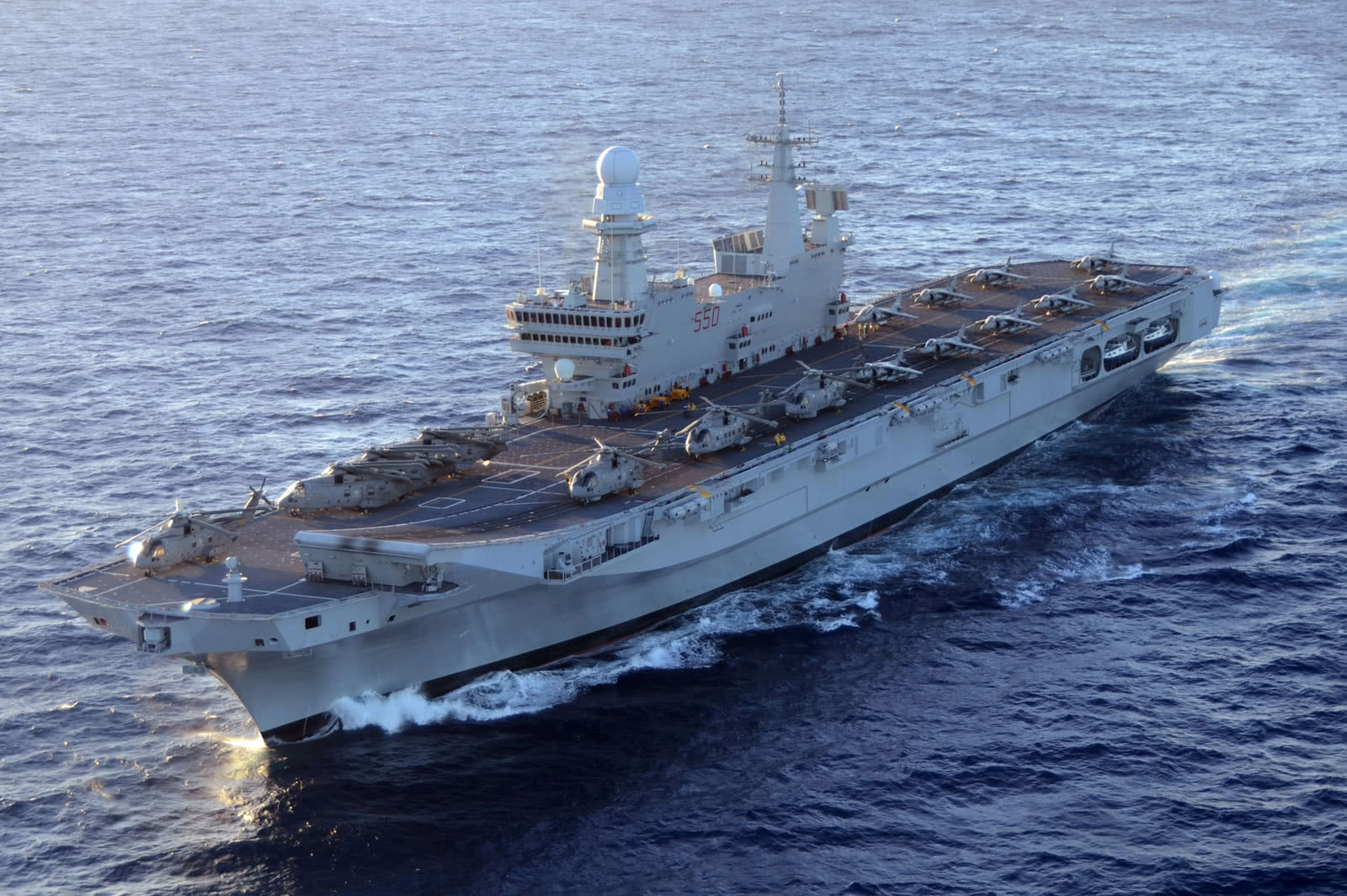 最大的美国航母排名,全球22艘航母排名