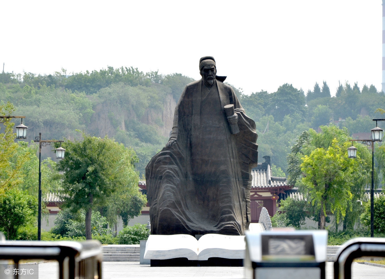 李白杜甫诗的比拼,李白与杜甫的友谊诗歌