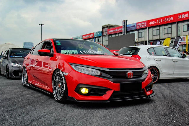 马自达昂克赛拉大众凌渡本田思域,凌渡2022款酷辣版和本田思域燃动