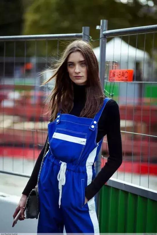 显瘦秋季针织衫时髦,针织衫怎么穿出高街感