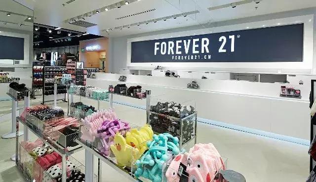 zara和hm等快时尚行业的新动向 (hmzara快时尚营销策略分析)