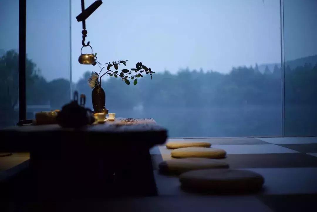 人生最大的奢侈是清闲,闲适是个优雅的句子