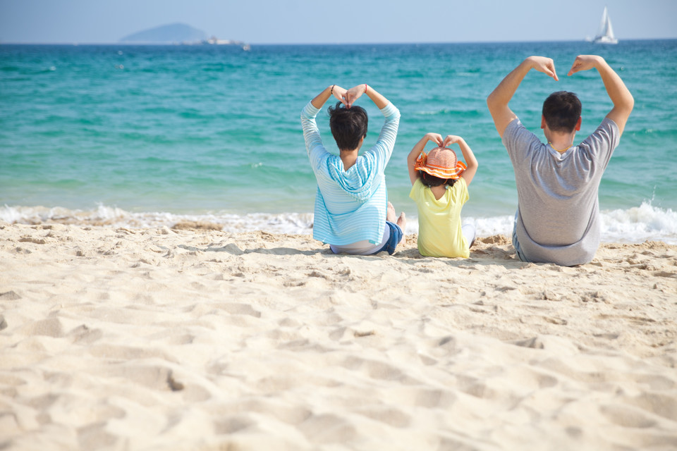 父母吵架离婚做儿女的应该怎么办,爸妈总是吵架作为儿女怎么劝