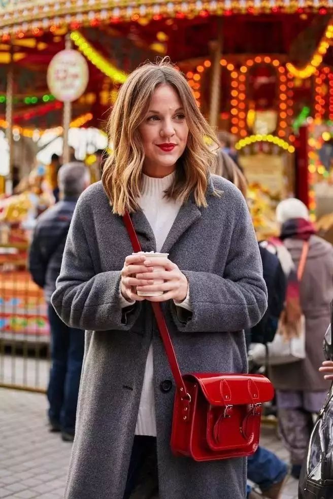 开工大吉带的东西,适合上班族的几款大牌包包分享