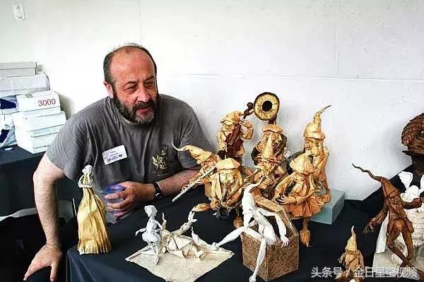 用纸折出来的能卖20万的螳螂,折纸天才秦坤一只纸螳螂卖到21万