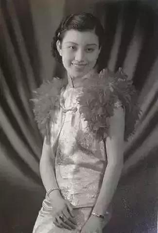 金庸十大绝色美人,金庸评价最经典小龙女