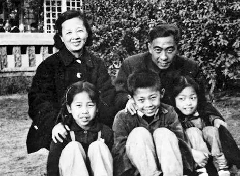 你不认识我了吗怎么幽默的说,你不认识我了嘛怎么回复