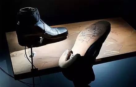 杰克逊前倾45度视频,前倾45度迈克尔杰克逊