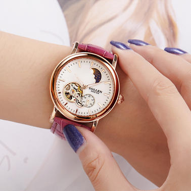 一款精致手表,520送给心爱的她