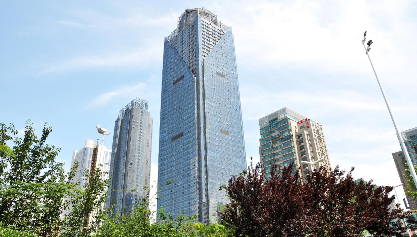 青岛黄岛最清澈最好玩的海边,青岛和黄岛哪个更适合旅游