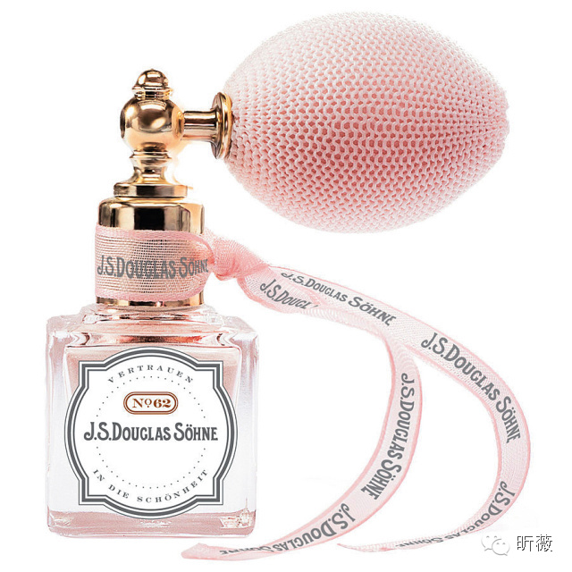 粉嫩白开水妆教程,粉嫩夏日妆容