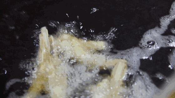 黄晓明来南京开店了？非常火爆还要任性的下午才营业！