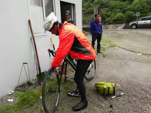 八天川藏最好纪录,川藏挑战8天距离