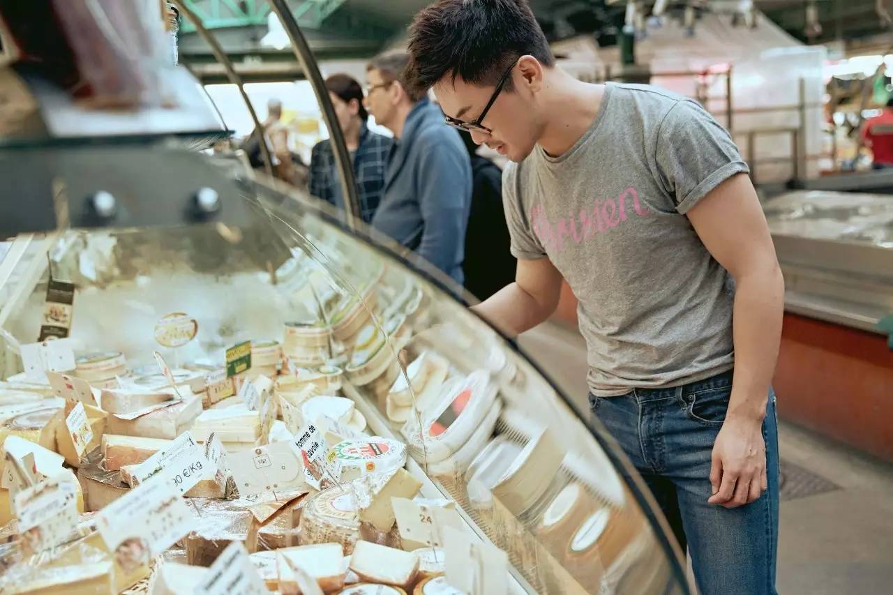 从奢侈品公关到去巴黎学法餐，我要性感的人生｜LifeChange