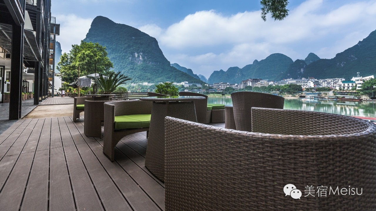 这3家长在山水里的美宿,连起了阳朔最精华的风光!