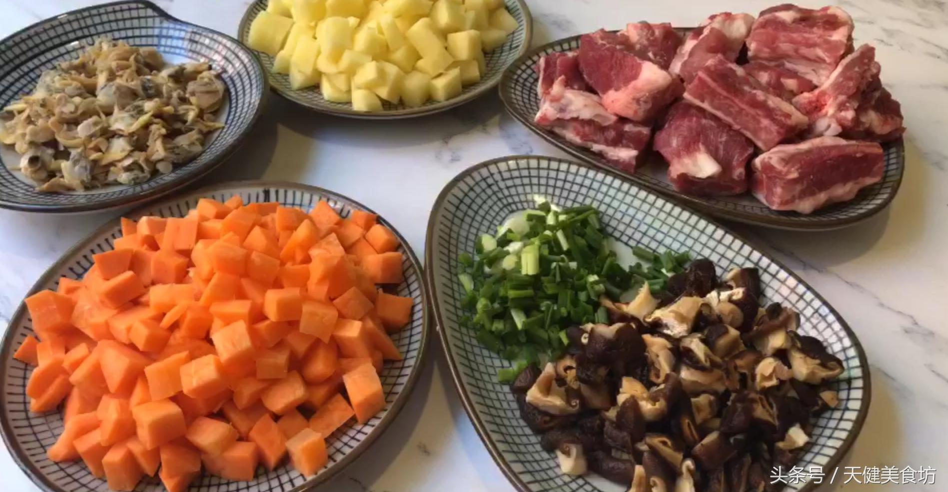 怎么用电饭煲做排骨饭视频窍门,用电饭锅做排骨焖饭怎么做好吃
