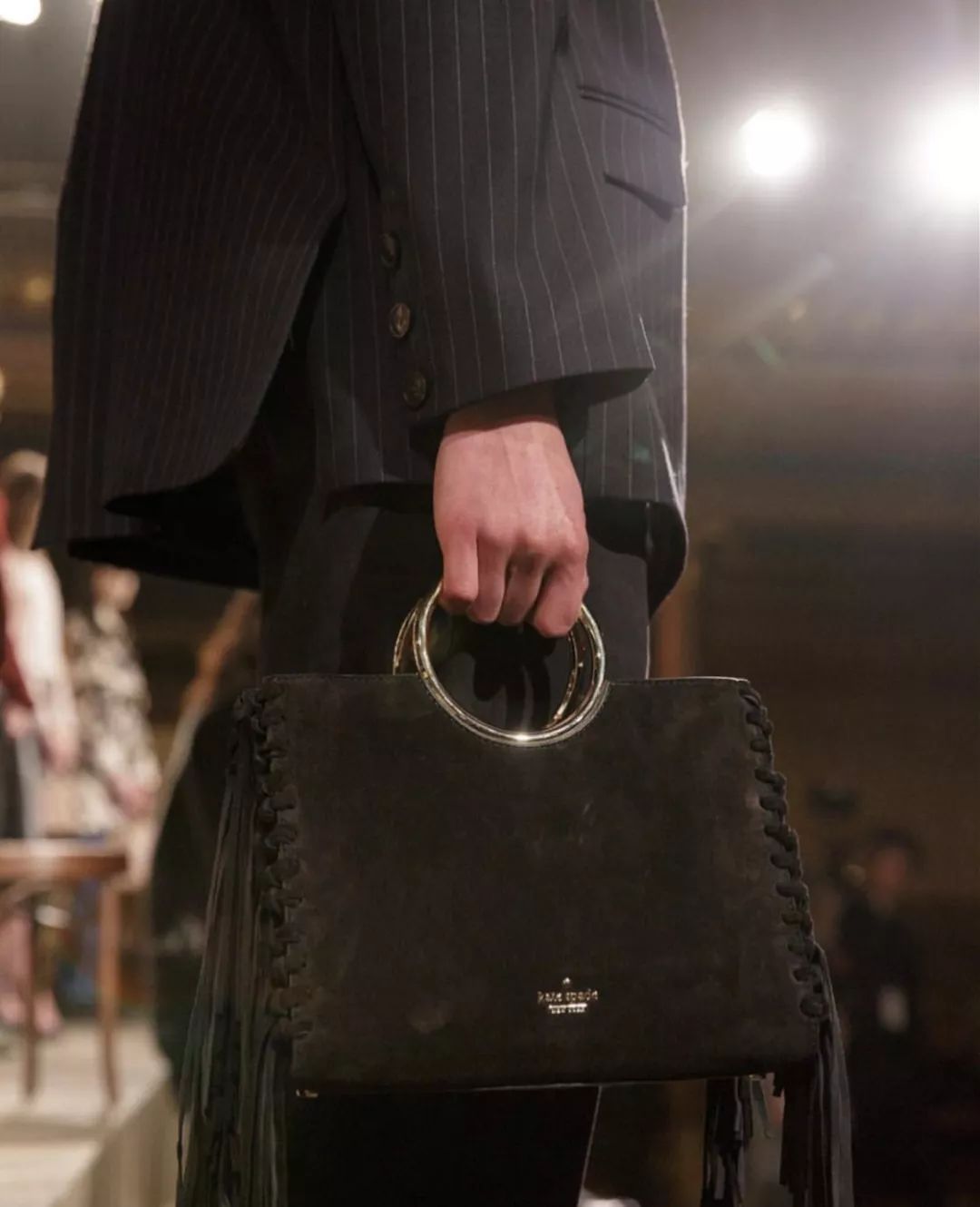 适合秋冬的轻奢小众包包,又好看又洋气的包包爆款