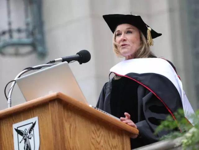 绌垮反瀹濊帀琛～鐨勫コ浜洪兘鏄粈涔堜汉,绌垮反瀹濊帀鐨勫コ浜洪兘鏄粈涔堜汉