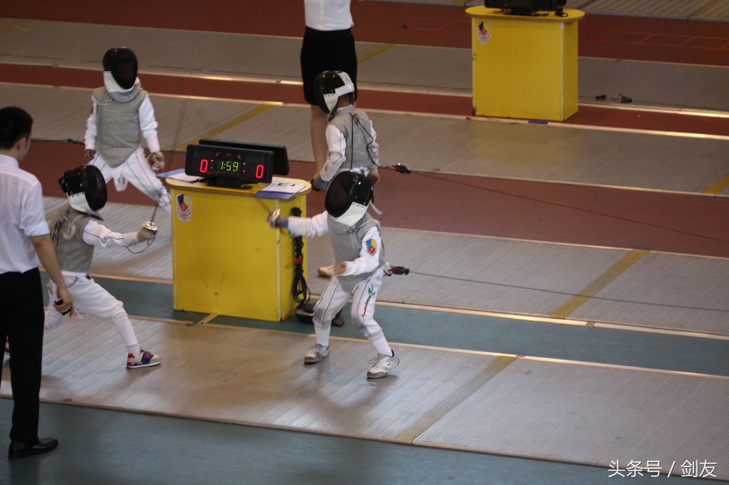 击剑第一招动作,击剑第一季全集