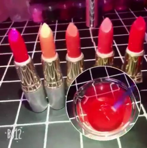 寰晢鍙g孩鐖嗘,涓嵂鎴愬垎鐨勬姢鑲ゅ搧寰晢