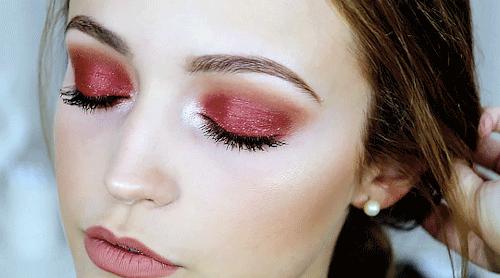 下班如果有人约,怎么急救补妆就成了关键