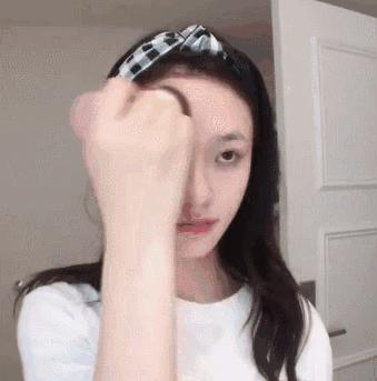 林允平价美妆品,林允直播化妆小红书