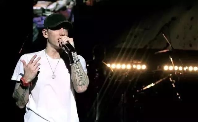 陈冠希卡西欧全黑,陈冠希戴卡西欧的手表