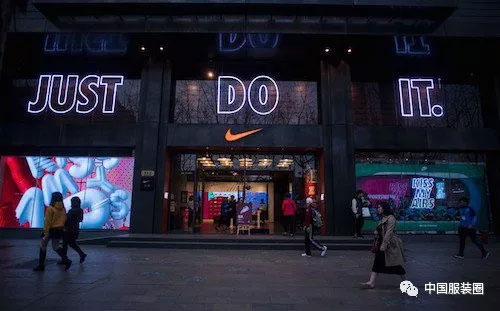 为何说穷耐克富阿迪,富阿迪穷耐克顺口溜