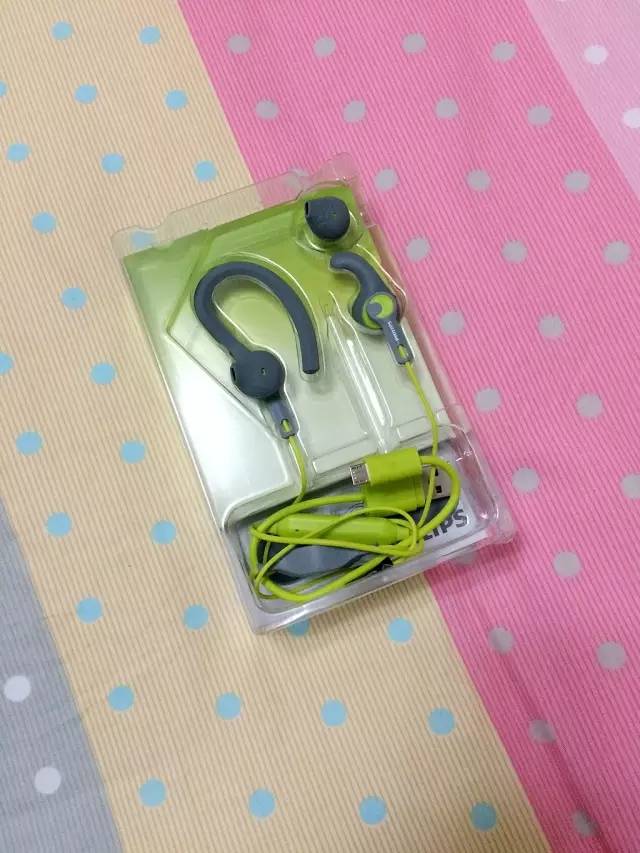 飞利浦防水耳机,蓝牙飞利浦