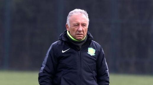 扎切罗尼执教北京国安,替罪羊的下场如何