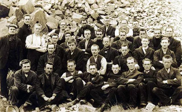 他们是逃兵或是勇士，看完这些涂鸦或许你会明白