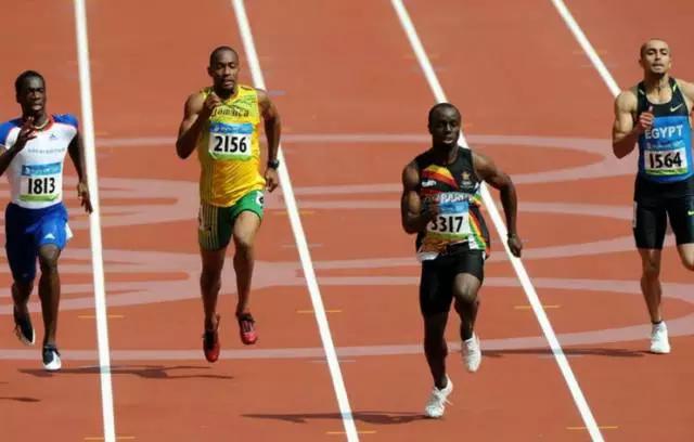 业余跑者真的需要碳板鞋吗,业余跑者要不要穿钉鞋