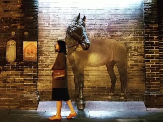 撞包也要背？这些热门包包受欢迎是有原因的