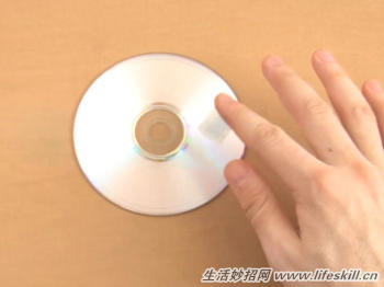 怎样修复光盘划痕,怎么修复划伤的光碟