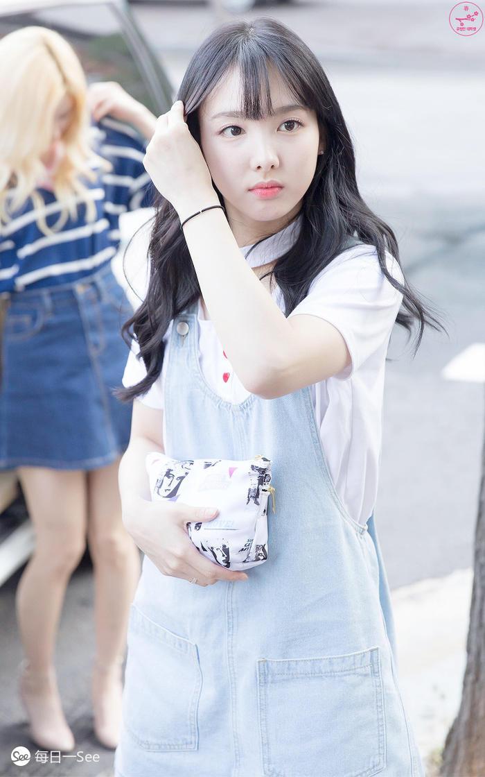 值得推荐的几款t恤款式,国内买不到好的衣服