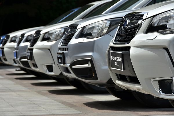 自成一派原创视频,2016款2.0斯巴鲁森林人评测