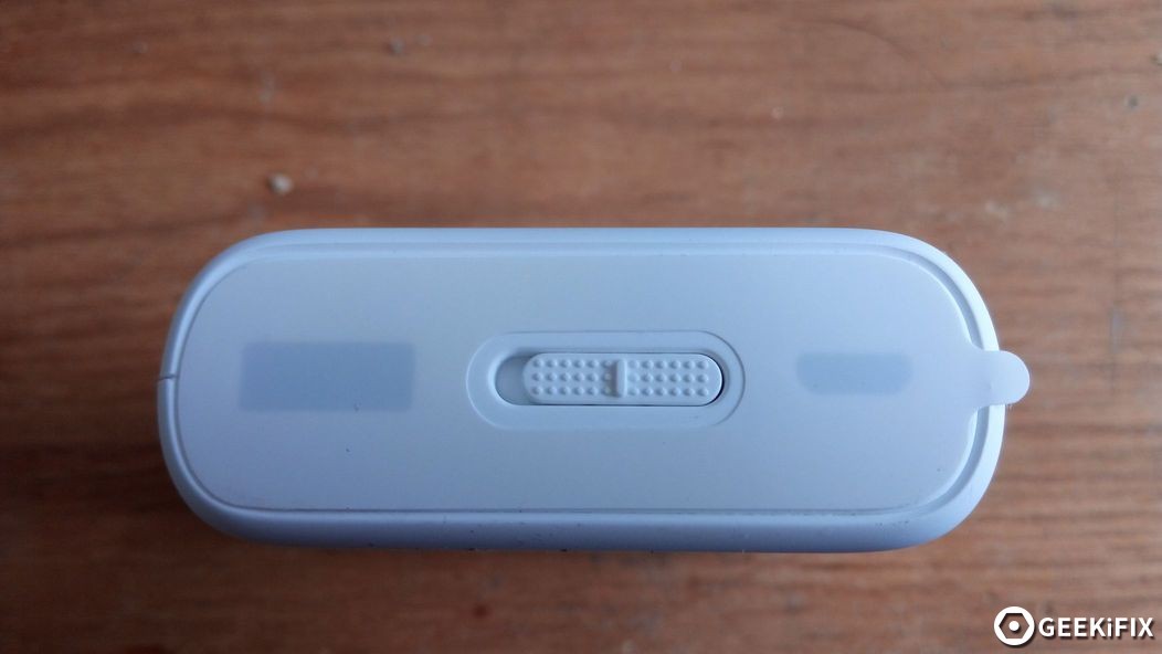 geekifix:紫5双向镍氢电池充电器拆解