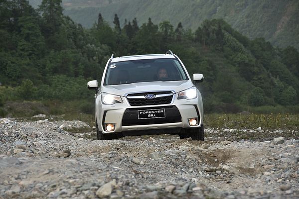 2016款2.0斯巴鲁森林人评测,2021斯巴鲁森林人试驾视频胖哥