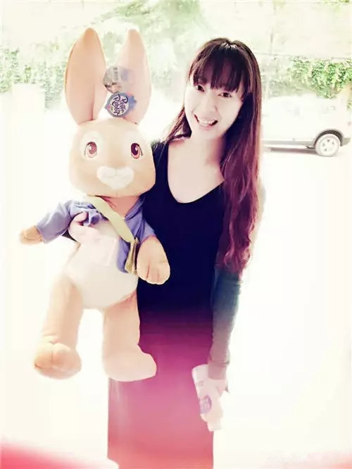 国航空姐陈晓玲：细致入微热情诚恳