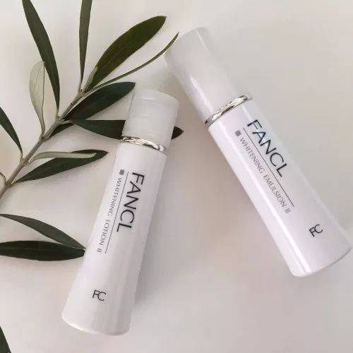 什么乳液补水抗衰老效果好,保湿抗氧化最好的乳液