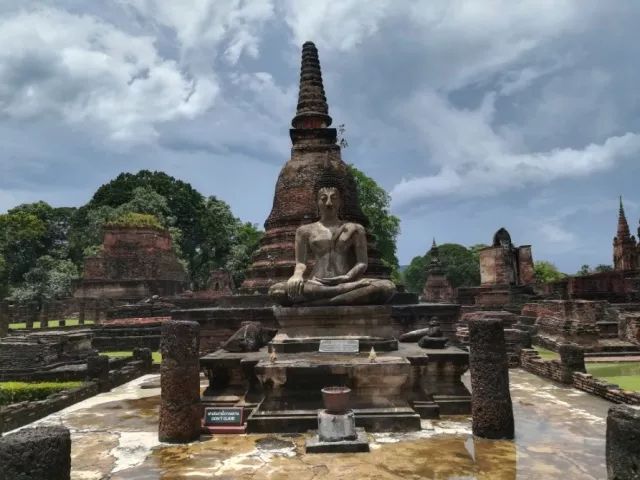 君行体验官专栏丨他在佛之国度，邂逅了一场浪漫