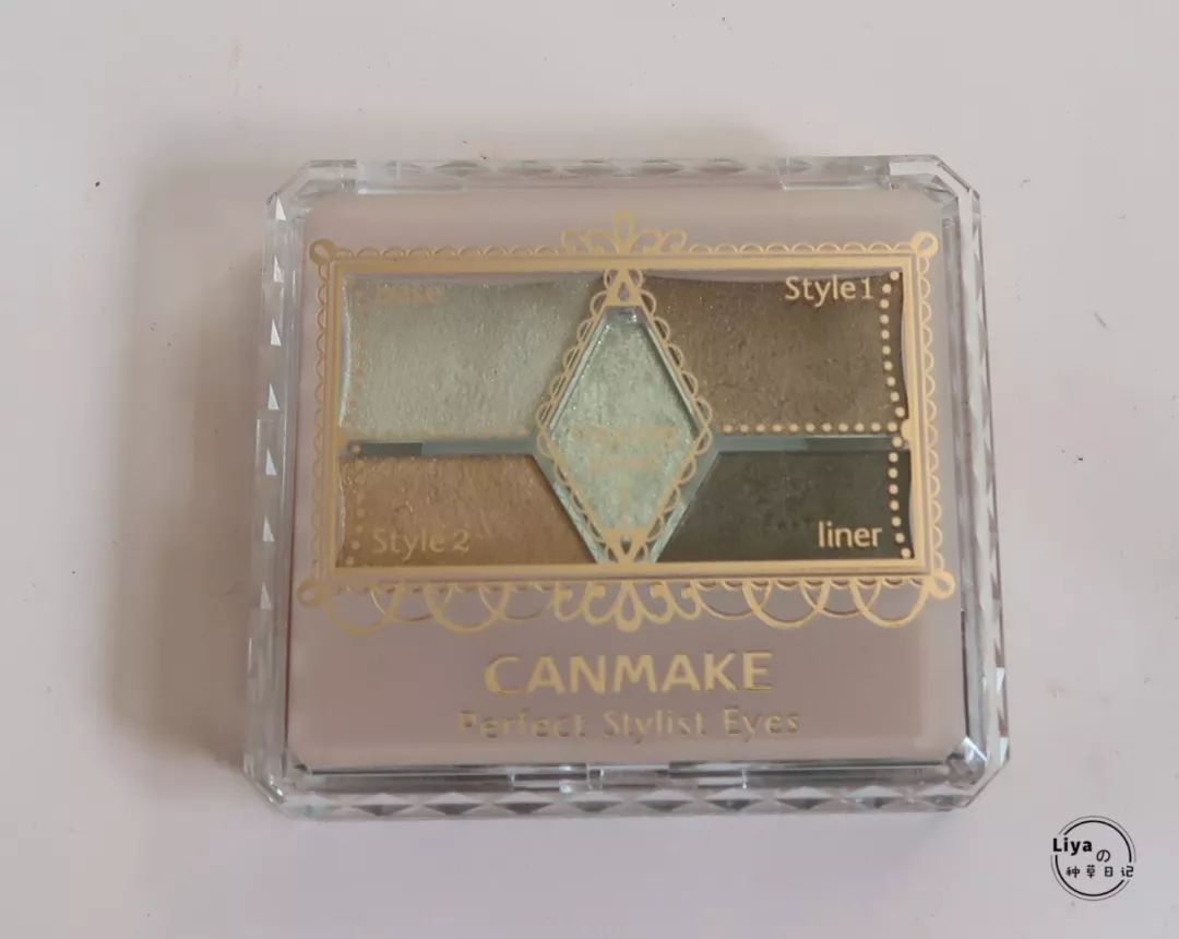 眼影实测amp;亲身示范，好用的居然是这个？