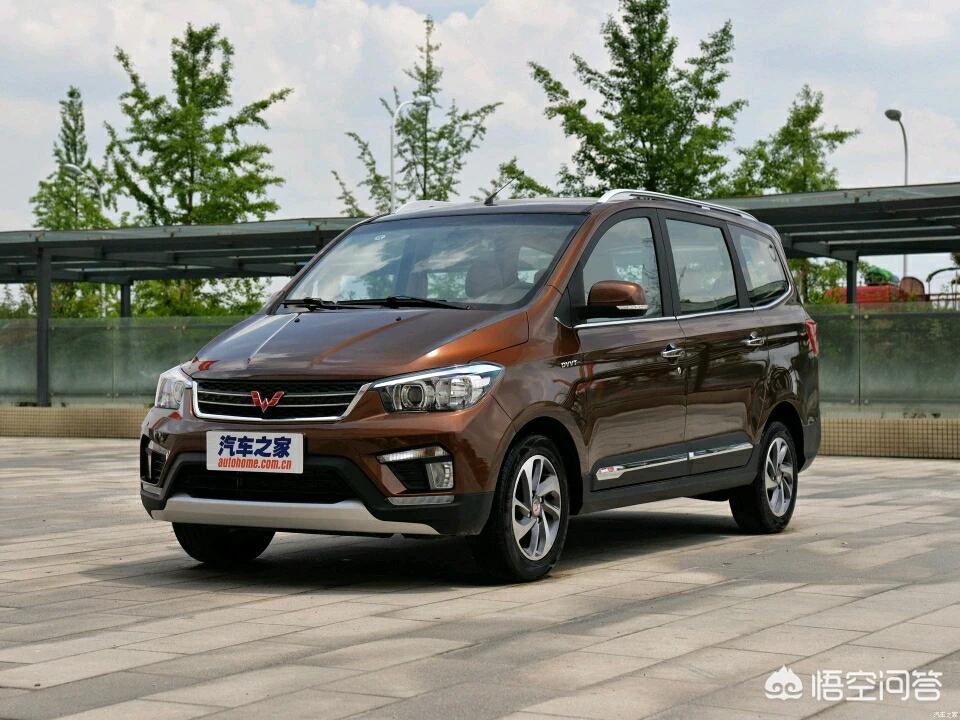 五菱和长安七座哪个好,7座车五菱和长安哪个好点