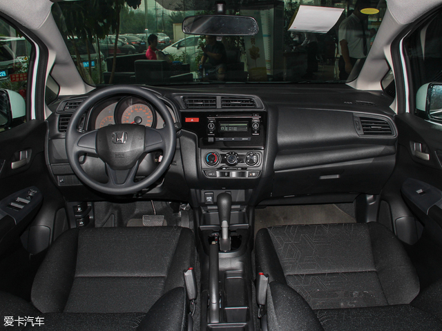 斯柯达晶锐和飞度哪个好,晶锐和polo飞度哪个好