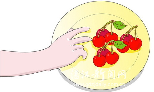 樱桃核吞下去有问题吗,把樱桃核嚼碎会死吗