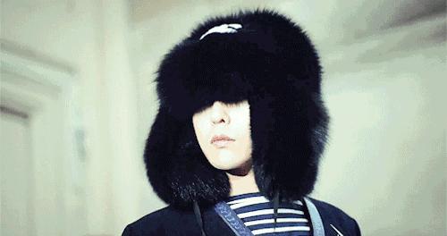 内含GD签名tee！|冠希没把kappa穿潮？因为你没看过龙哥怎么搭