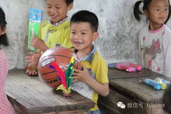 第2016044期[动态]谁说我们“不约儿童”，检察官用行动给你答案